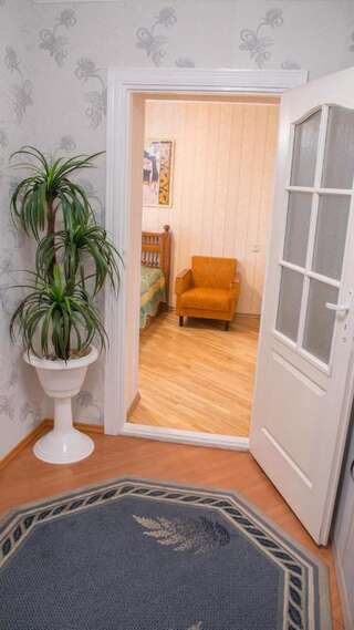 Апартаменты 2-комнатная квартира в центре на Кирова 48 Брест Апартаменты с 2 спальнями-1